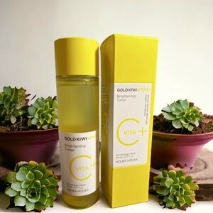 Holika Holika Gold Kiwi Vita C+ Brightening Toner 150ml / 5.07 Fl oz New in Box